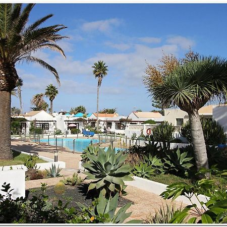 Estrella Del Mar 8. 1 Bedroom Villa With Pool And Gardens 300 Metres From The Beach Corralejo Exteriör bild